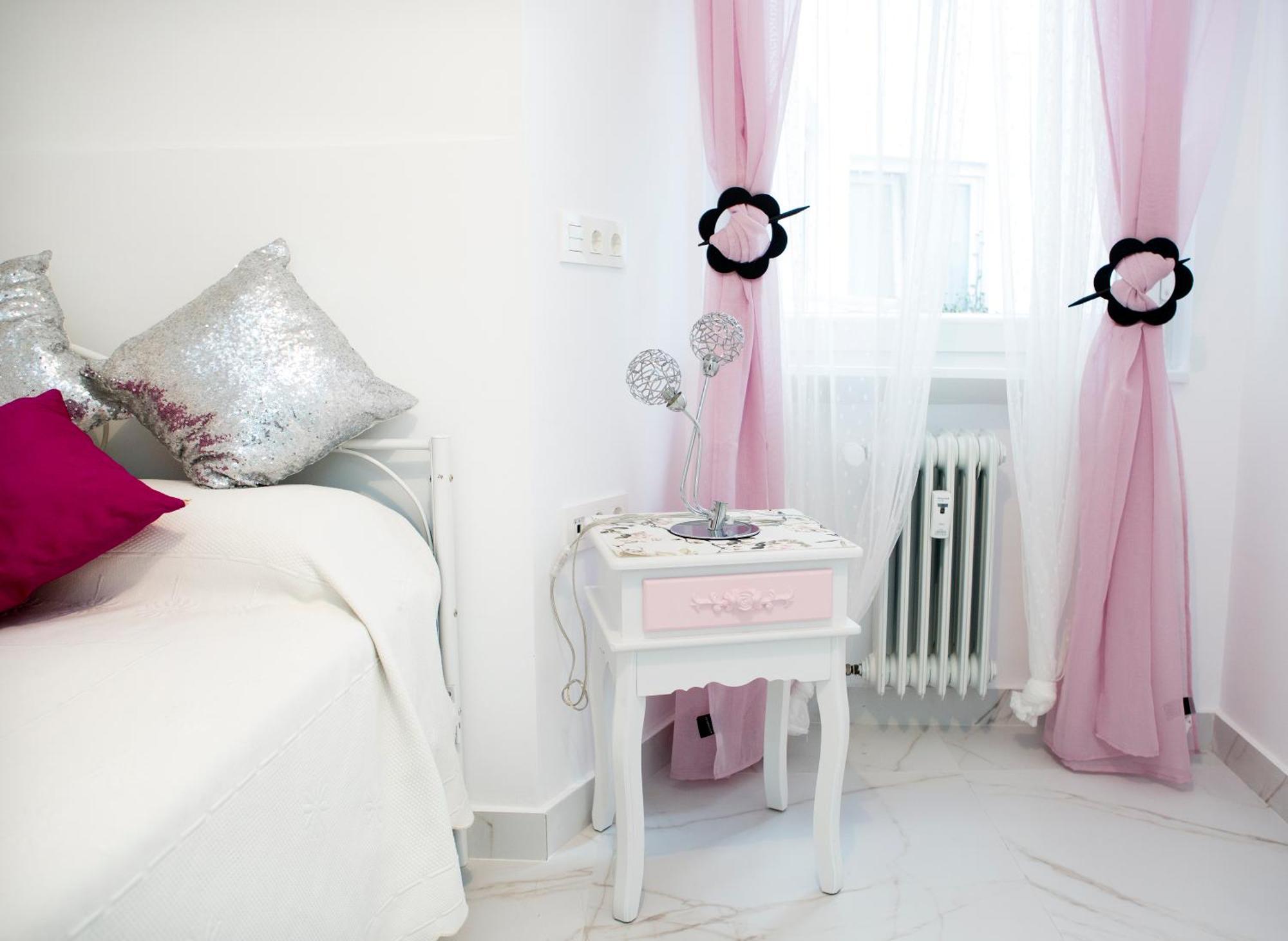 Vut 14 Grillos Apartment Salamanca Ngoại thất bức ảnh